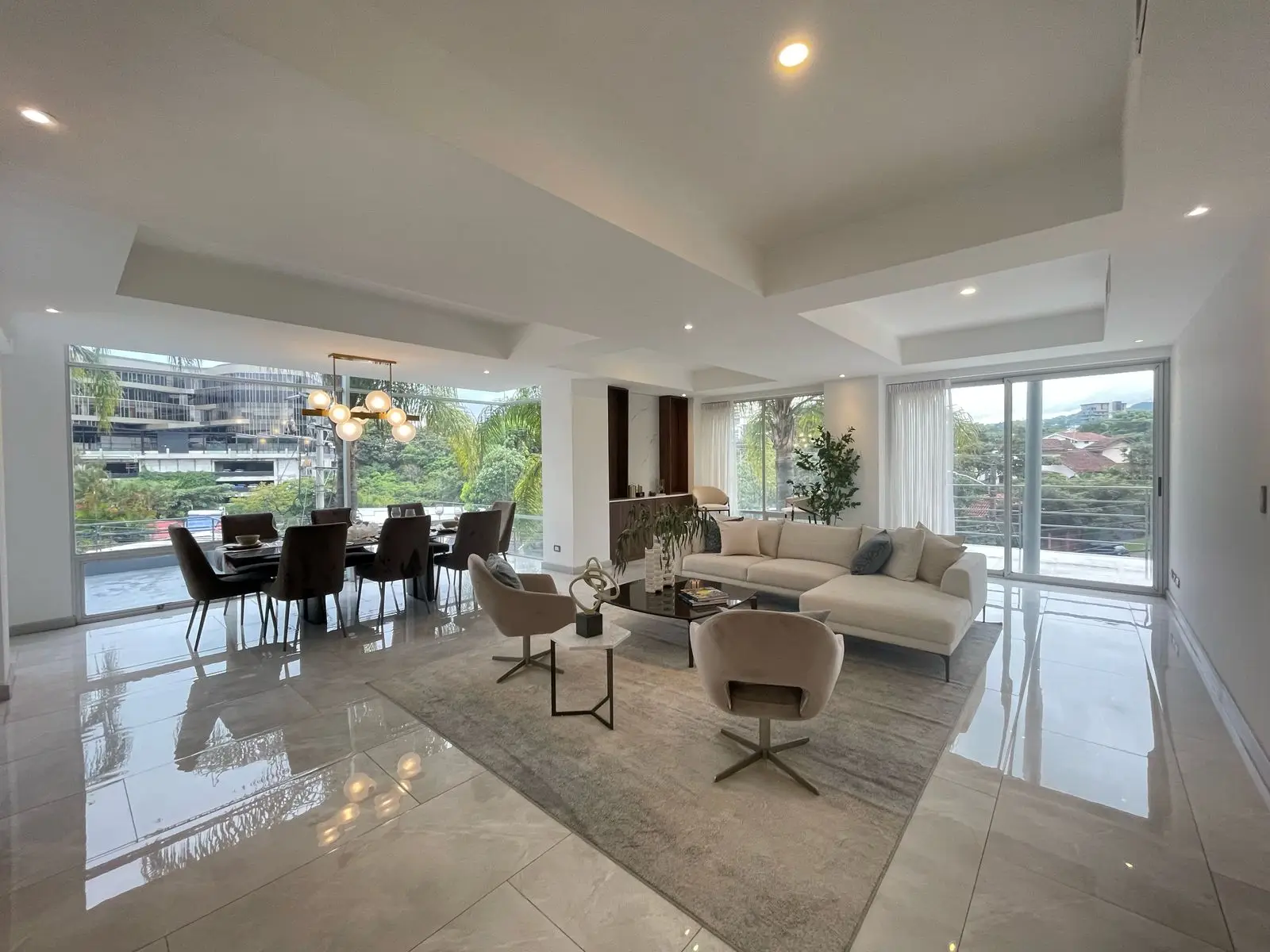 Luxury 3-BR Apartment in Secure Escazú Community - image 1