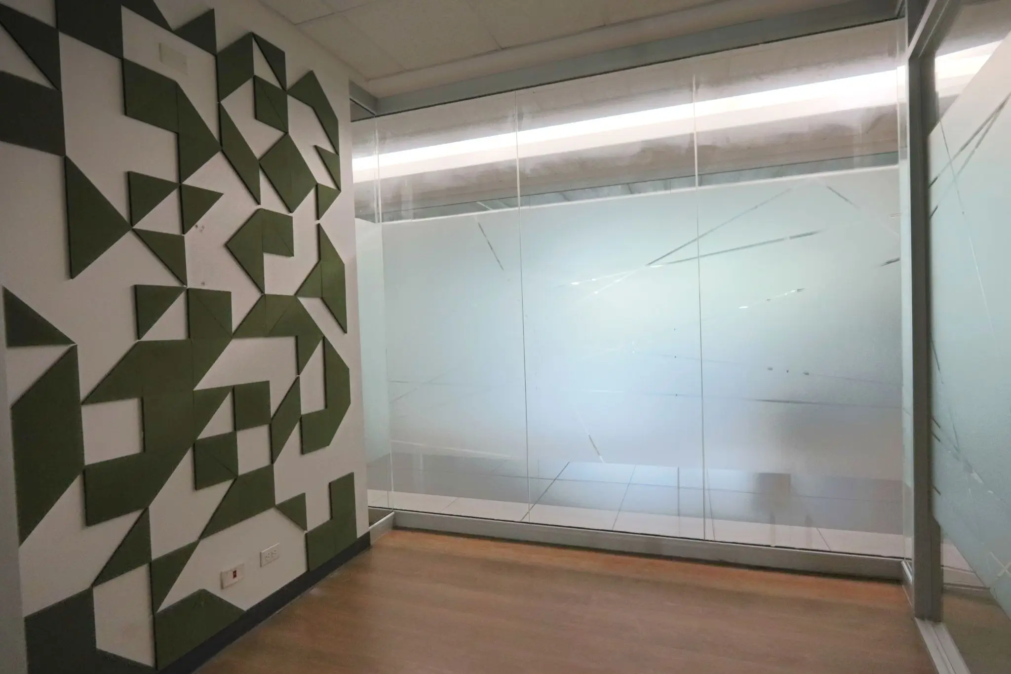 Oficina en Venta o Alquiler – Edificio Corporativo A+, Santa Ana - image 3