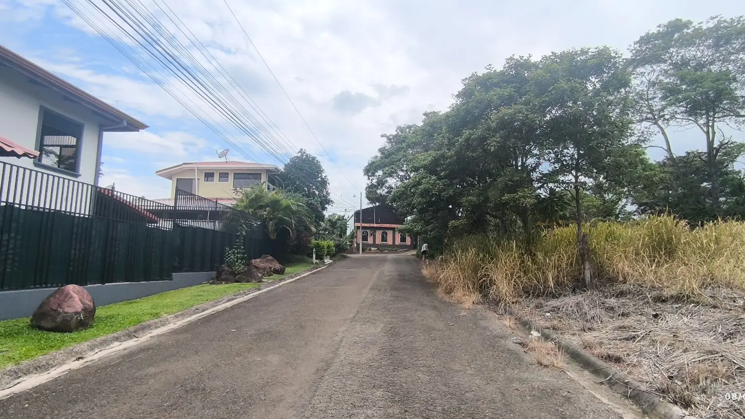 Tranquil Living in Atenas – Beautiful Lot with a Perfect Climate and Natural Beauty in Santa Cecilia, Atenas, Costa Rica - image 3