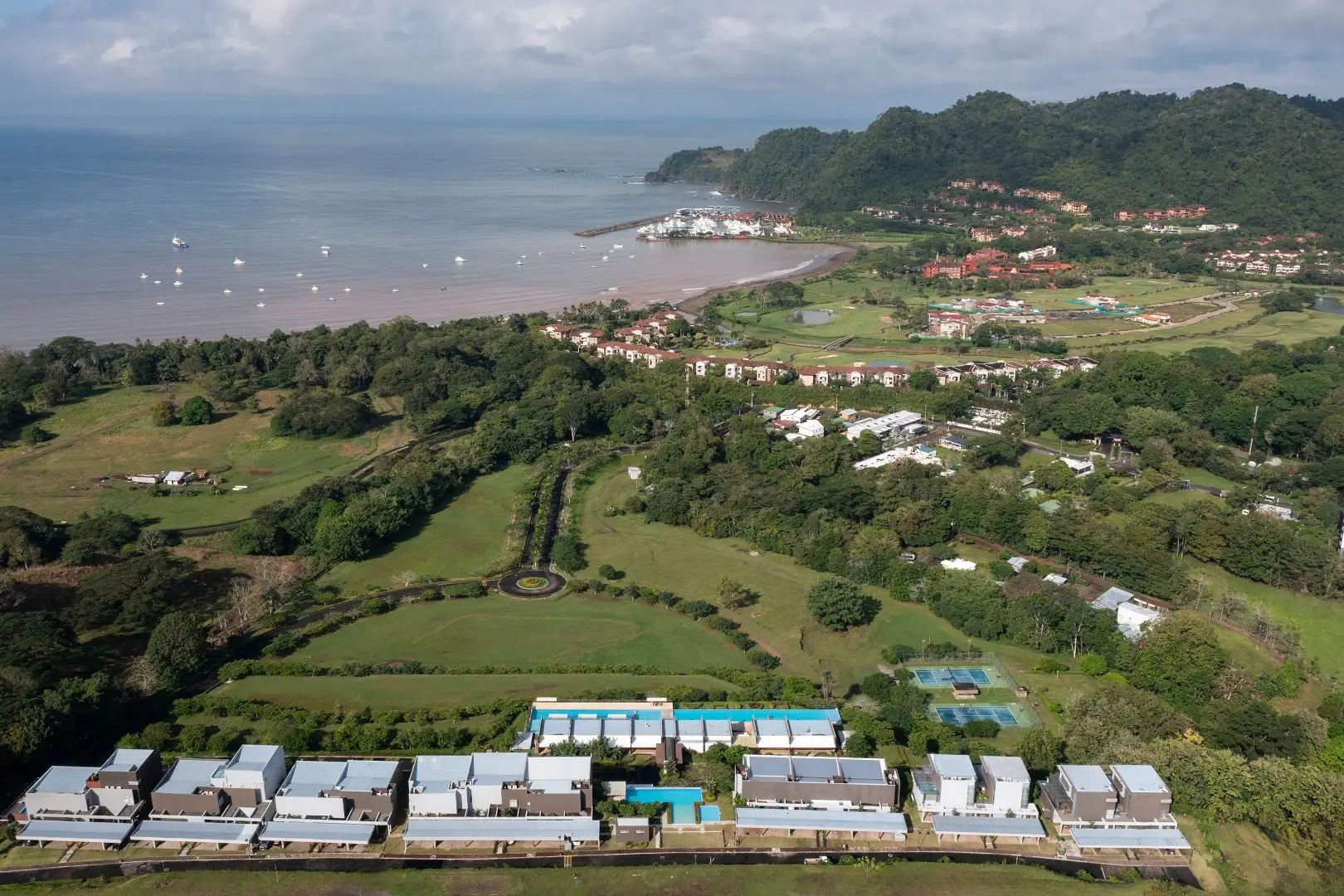 Luxury 4-Bedroom Ocean View Residences at Altos de Montserrat - image 7