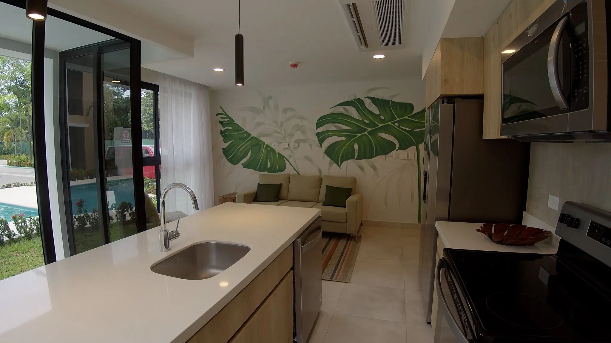 Modern 3-Bed Condo in Jacó - New Development! - image 6