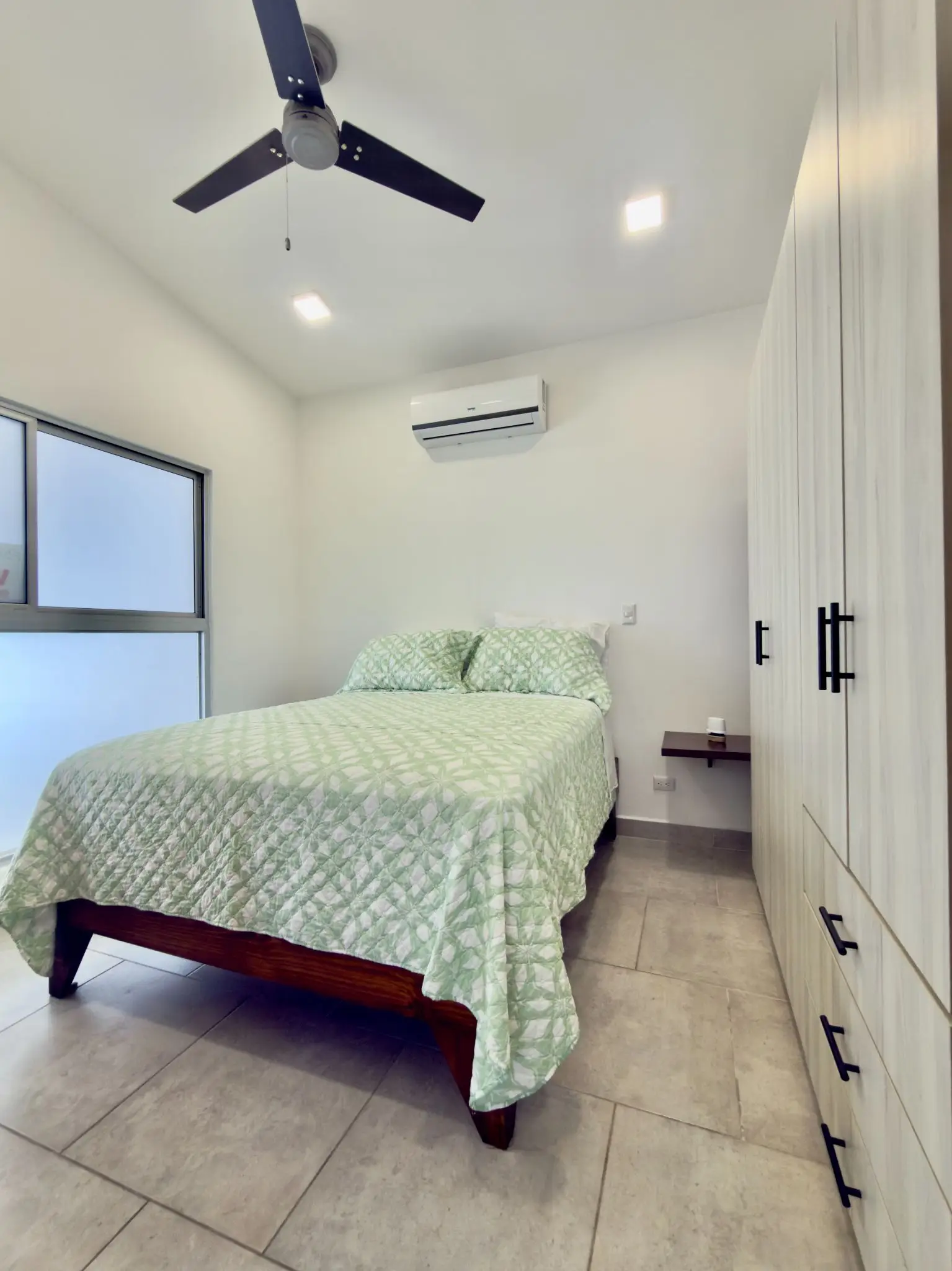Experience Modern Living in Jacó: Stylish 2-Bed Home in Hacienda Verde Gated Community - image 10