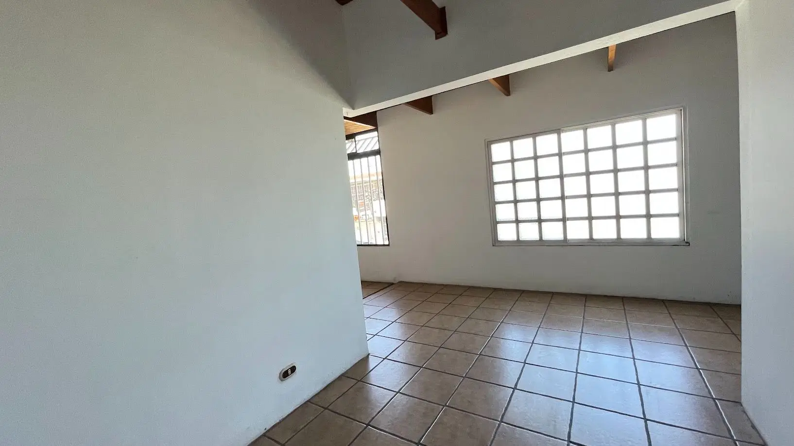 COMMERCIAL INVESTMENT OPPORTUNITY IN SAN RAMON - image 6