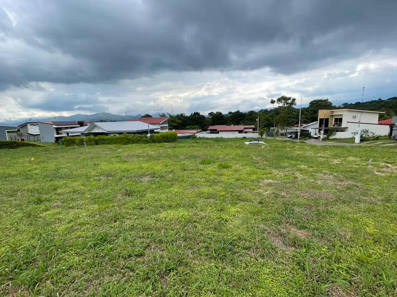 Prime 225 sqm Building Lot in Grecia, Alajuela – Ideal for Your Costa Rican Dream Home - image 9