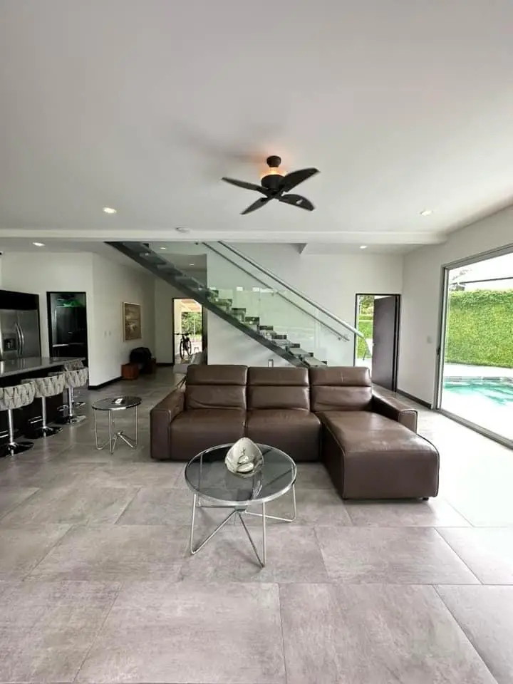 Beautiful Villa with pool in El Residencial Bambu, Puntaleona - image 4