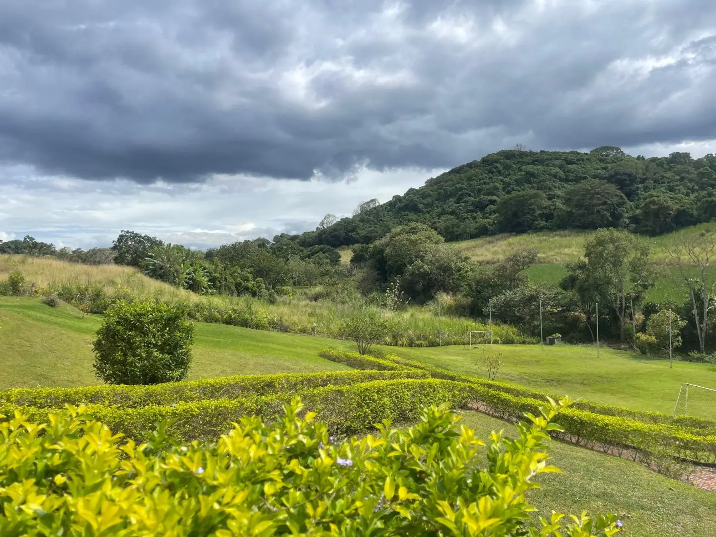 Modern Home in Grecia, Costa Rica - Cond. La Viña - image 2