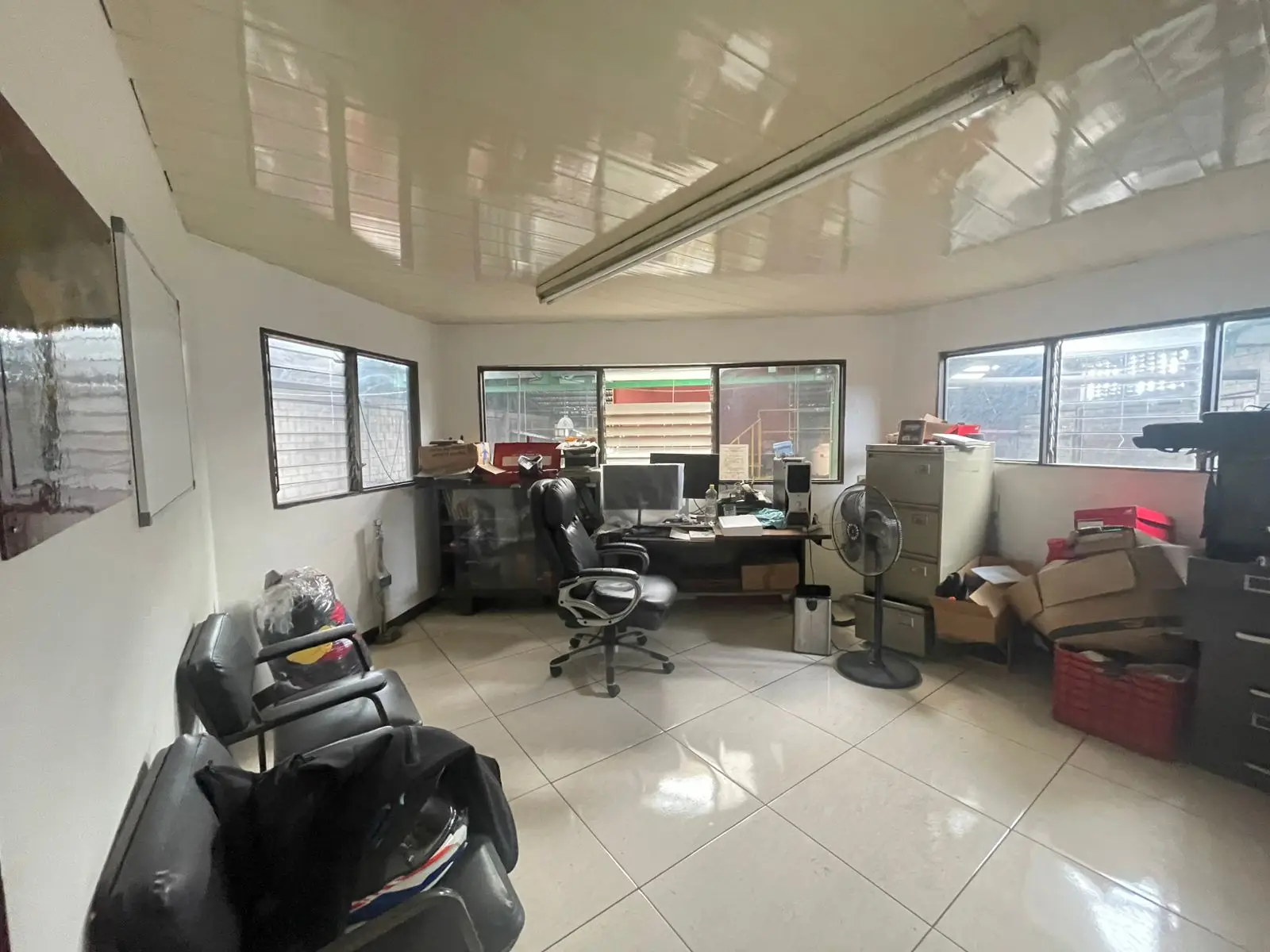 For SALE: Industrial Warehouse in Desamparados - image 2
