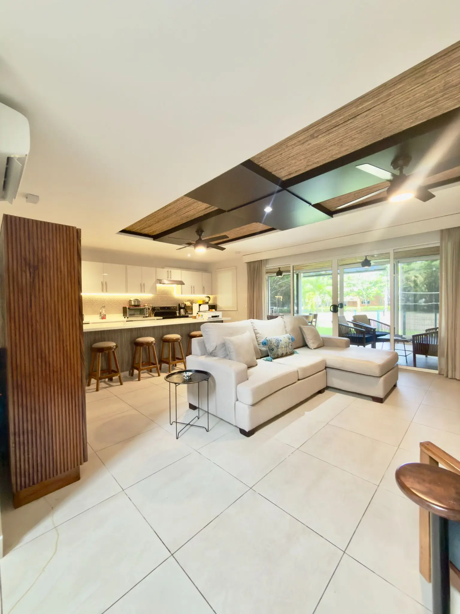 Modern Luxury Home in Jacó’s Premier Gated Community - image 2