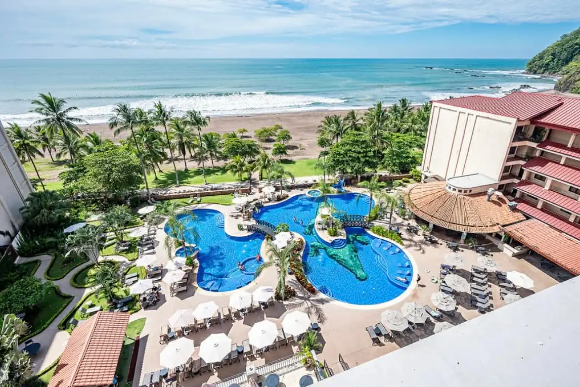 Beachfront Ocean View 1-BR Condo at Croc’s Resort & Casino – Jacó - image 6