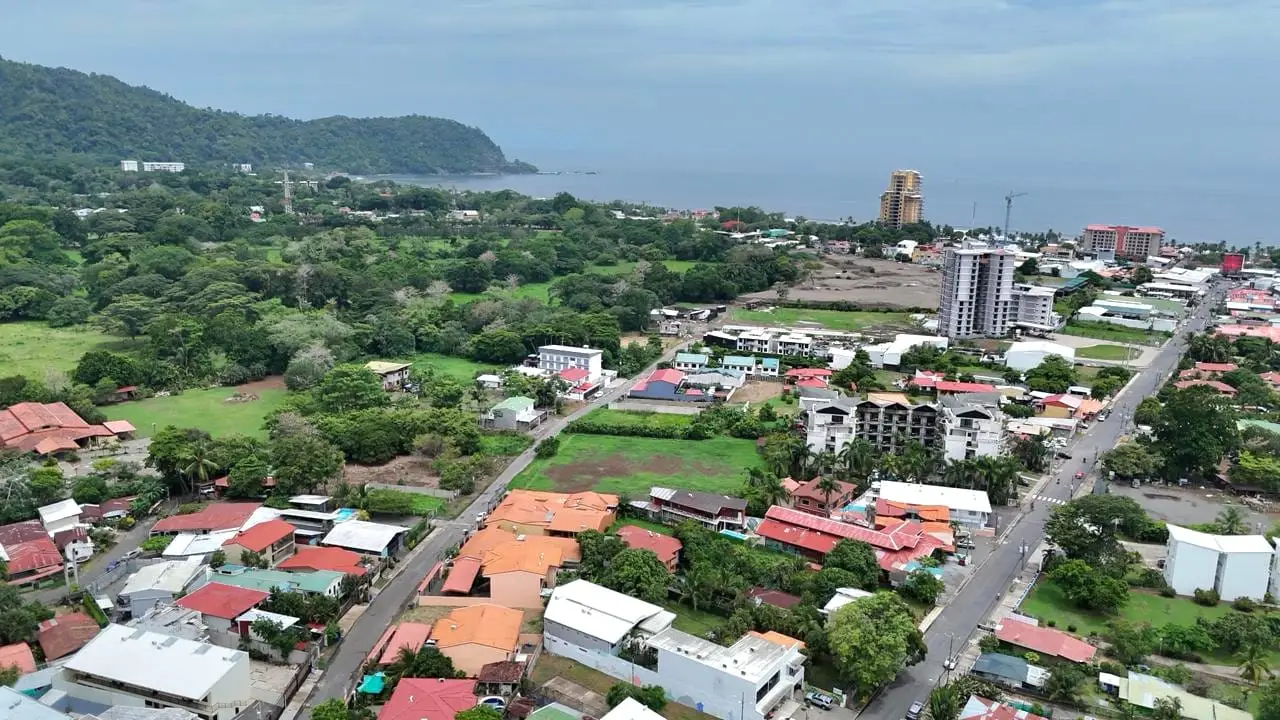 931 m² Development Lot on a Main Commercial Access Road in Jacó | Investment Opportunity - image 10