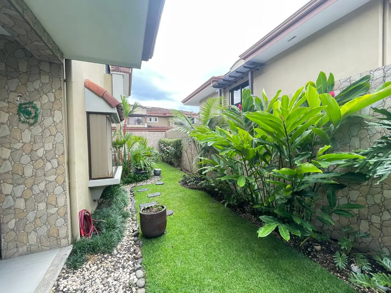 For Sale: Home in Gated Community – Guachipelín de Escazú  - image 13