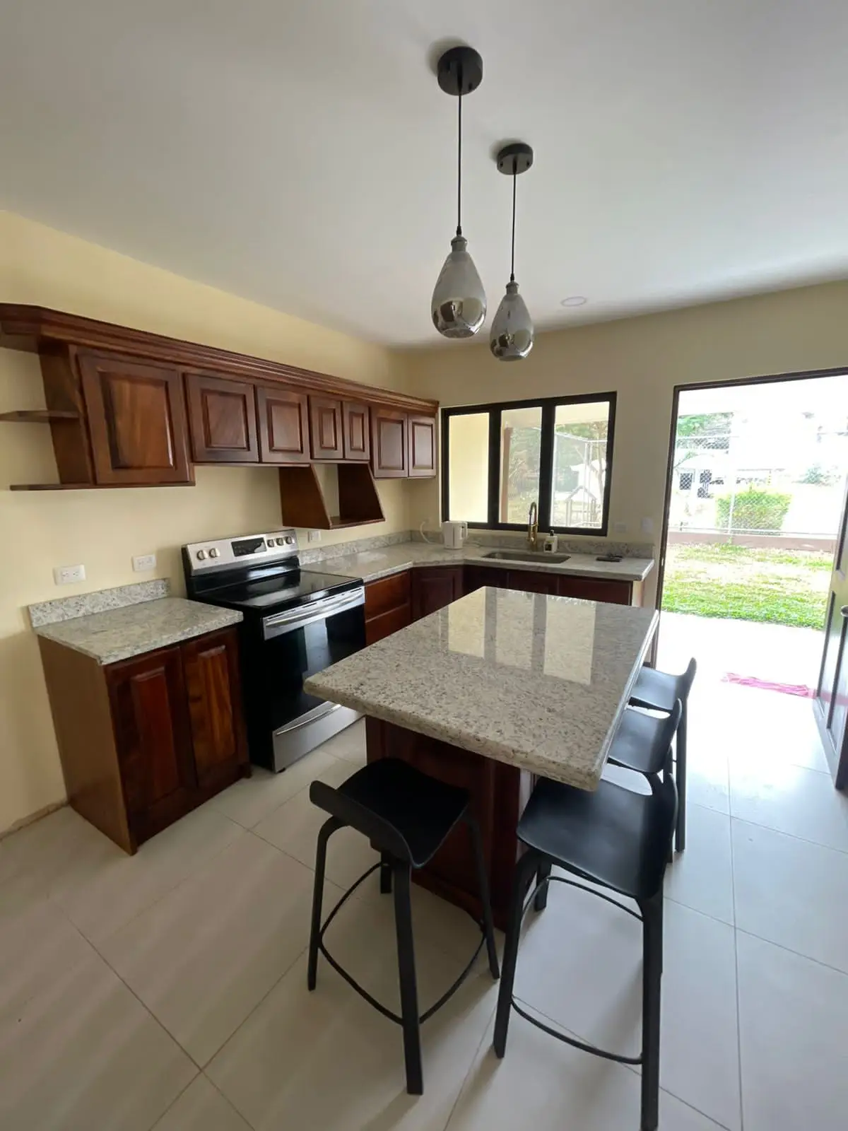 Charming house for sale in Grecia, Alajuela. - image 10