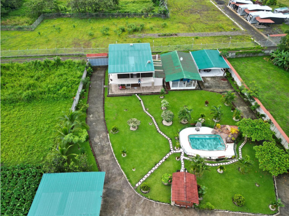 Villa Fortuna with an excellent view of the Arenal Volcano - image 5