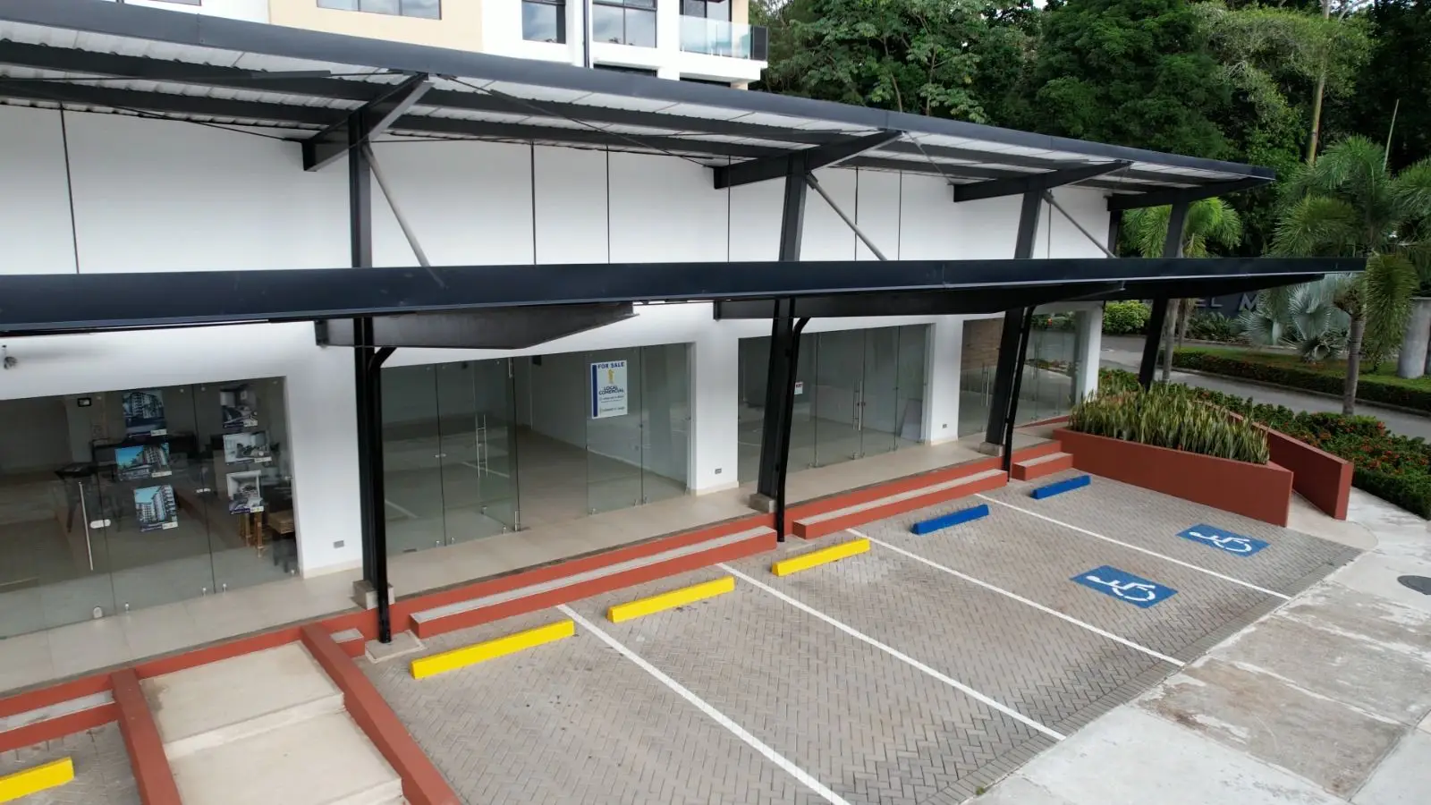 Brand New Commercial/Office Space in Prime Jacó Location  - image 10