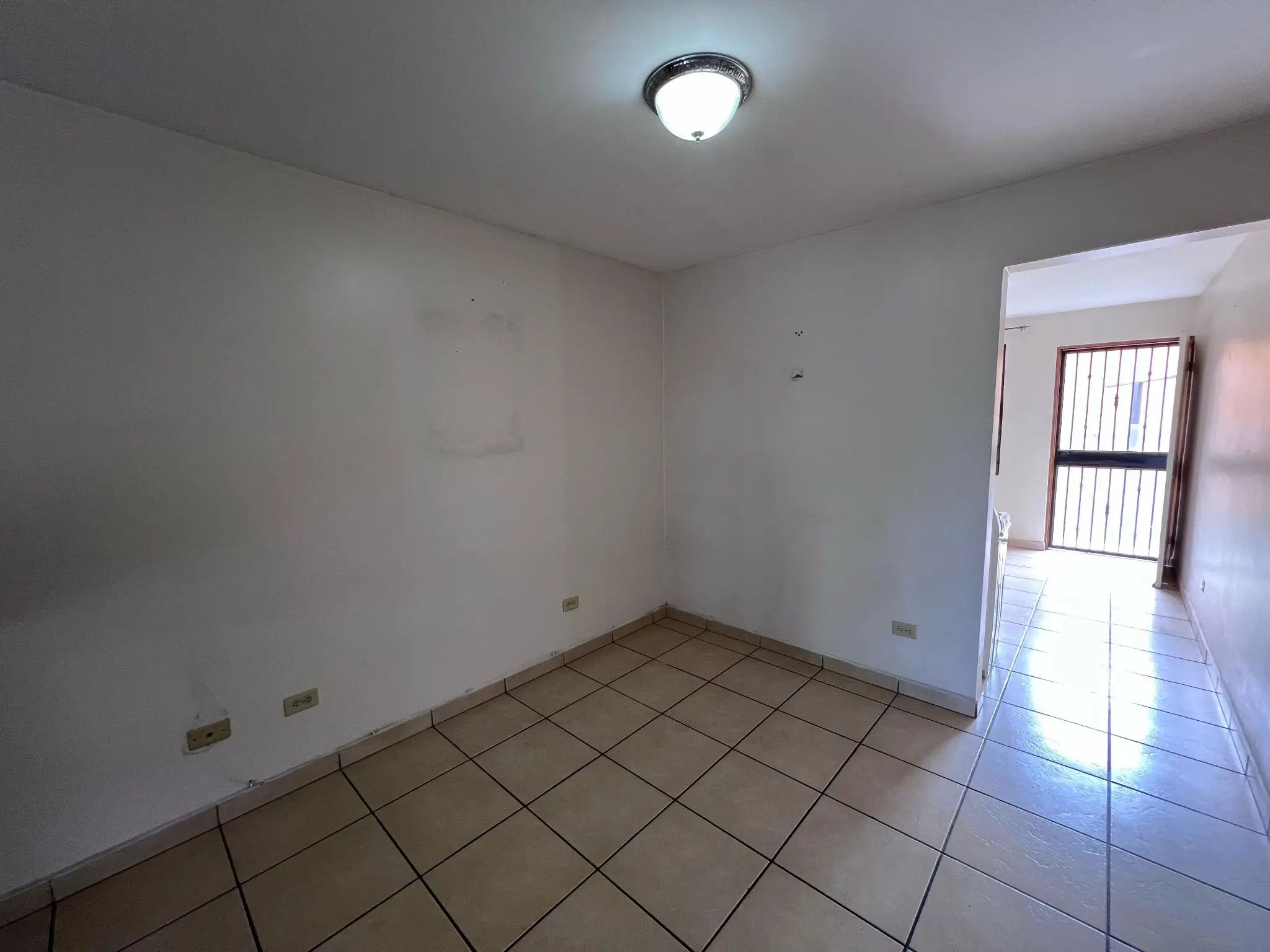 Residential Apartment Building for Sale – San Antonio de Belén - image 10