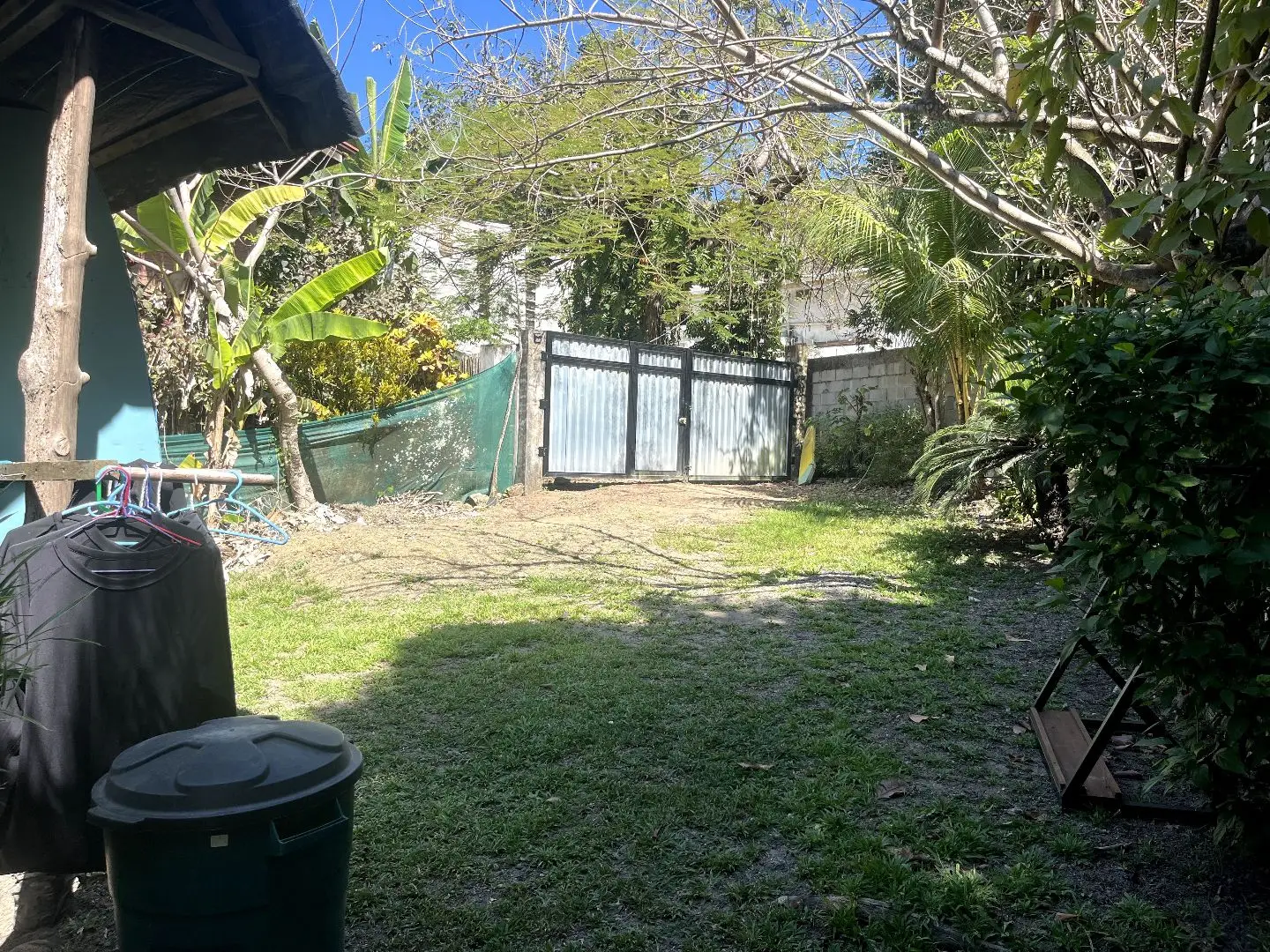 Playa Hermosa 400m2 property - Walk to the beach - Prime location  - image 10