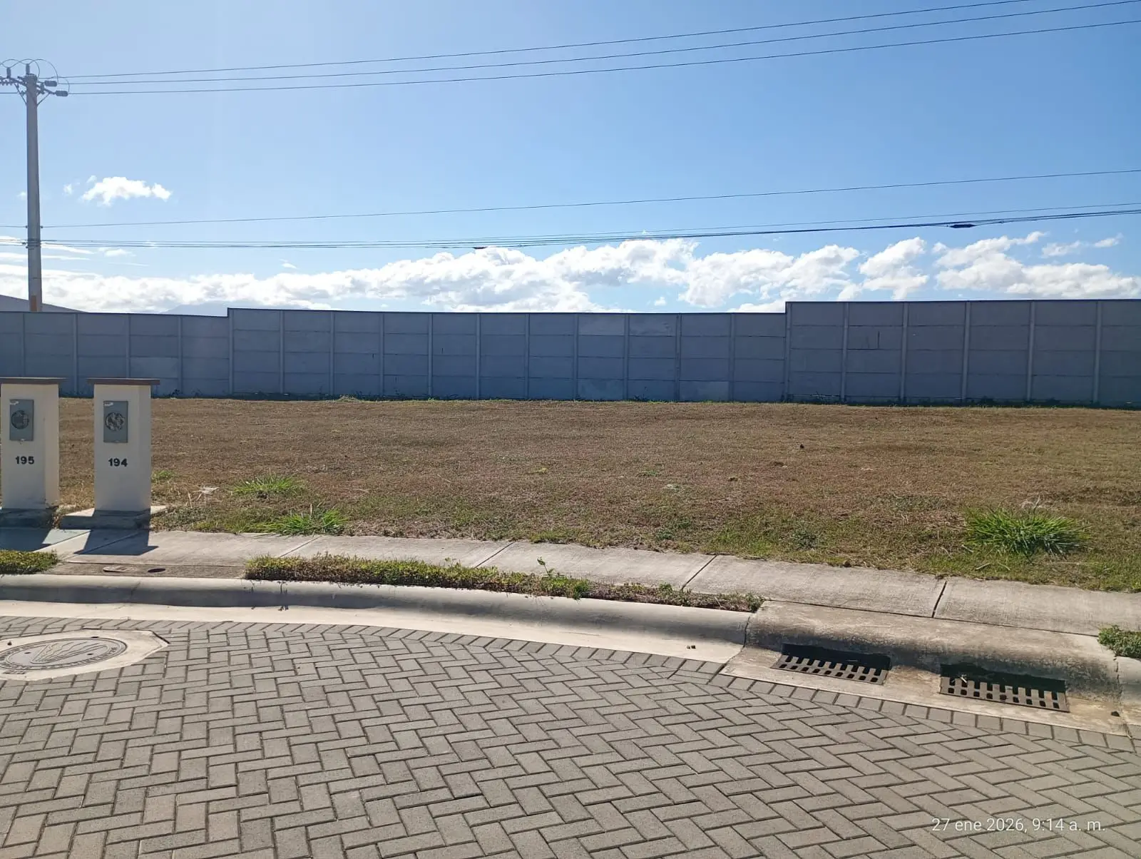 Prime 199sqm Lot in Gated Community - Puente de Piedra, Grecia, Costa Rica - image 2