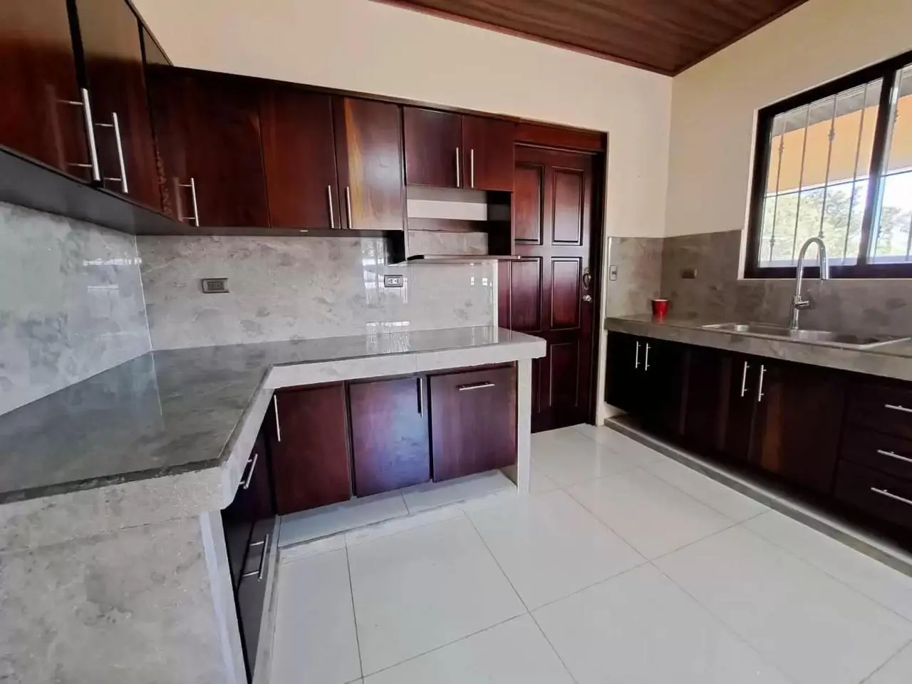 OCEAN VIEW HOUSE FOR SALE IN SANTIAGO, SAN RAMON - image 15