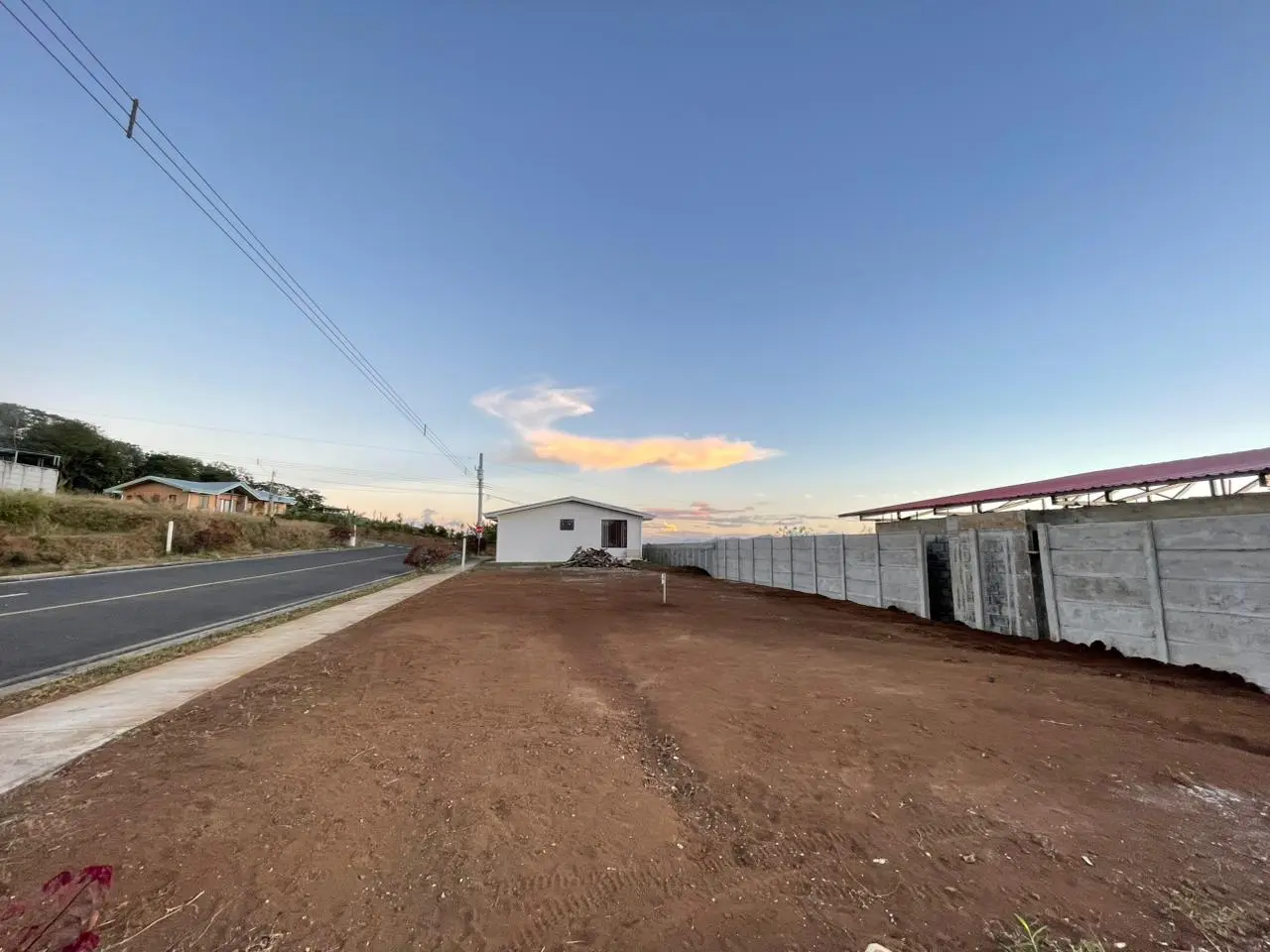 Lot for sale in residential area of ​​254 m² in Naranjo, Alajuela, Costa Rica - image 4