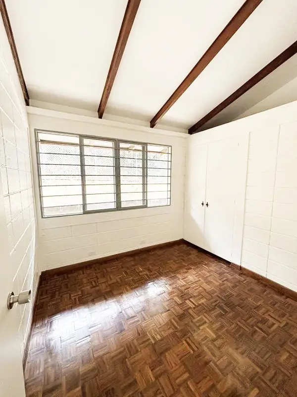Spacious 4-Bed House for Rent in Santa Marta, Curridabat / Beautiful garden - image 3