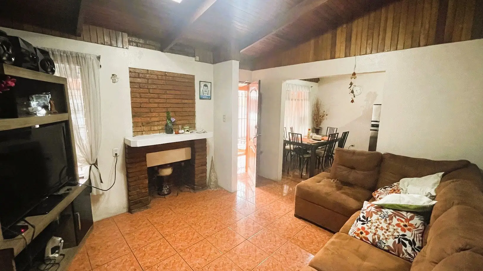 HOUSE WITH COMMERCIAL POTENTIAL FOR SALE IN SAN RAMON, ALAJUELA - image 6