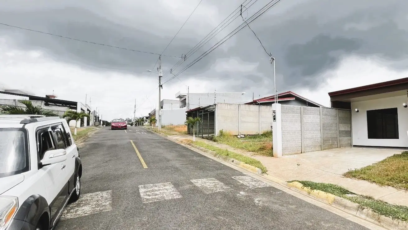 HOUSE FOR SALE IN PALMARES, ALAJUELA - image 3