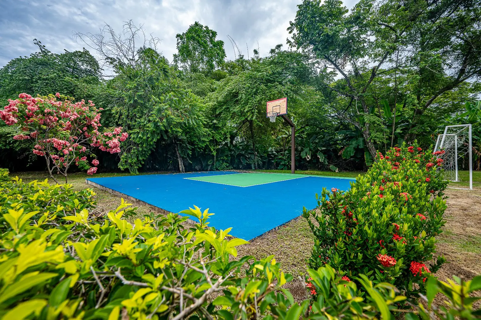 A Home in Jaco's Best Gated Community, Ciudad del Mar! - image 2