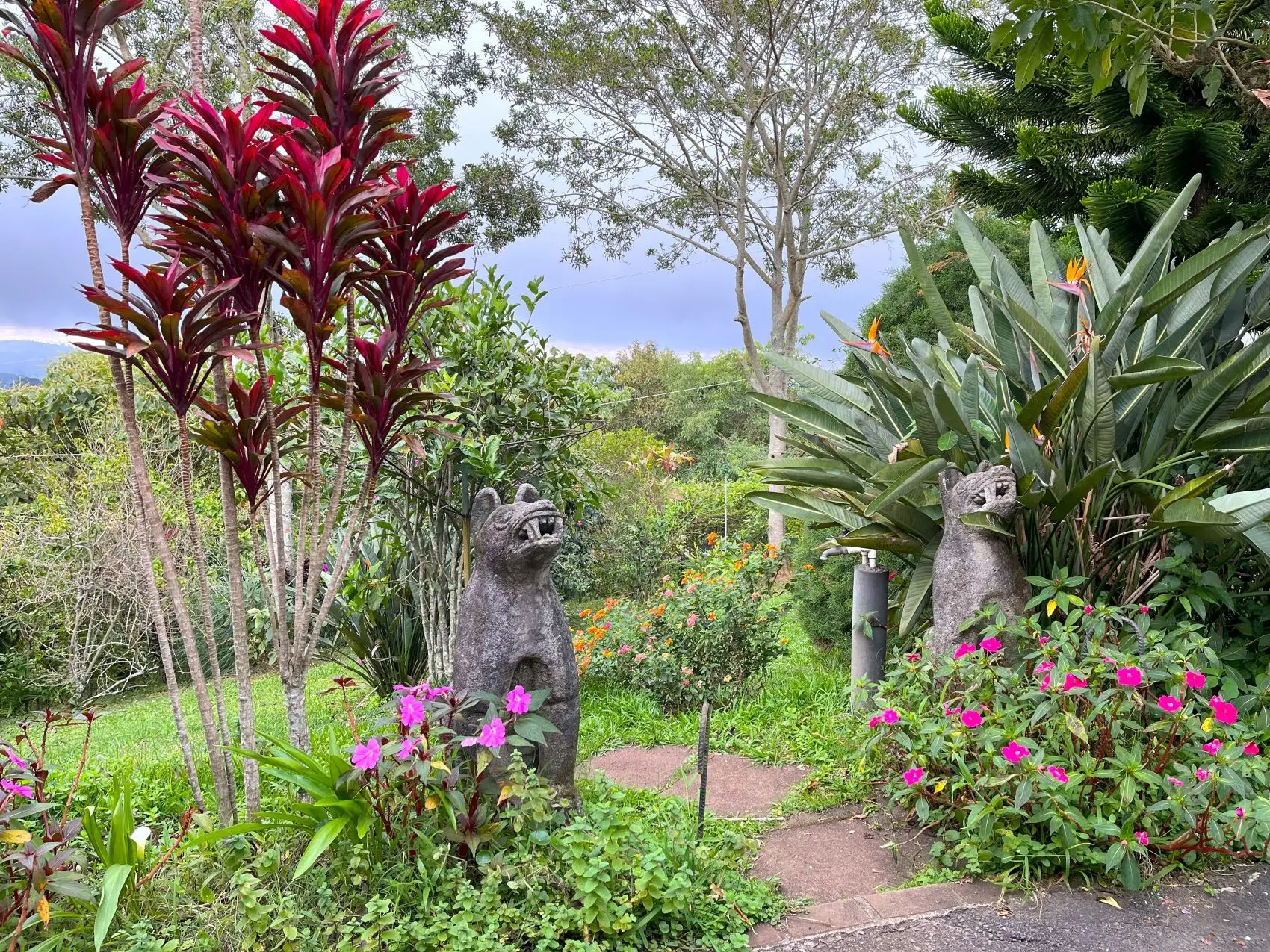 Hillside House with breathtaking Panoramic Valley Views in Santa Bárbara, Heredia - image 13
