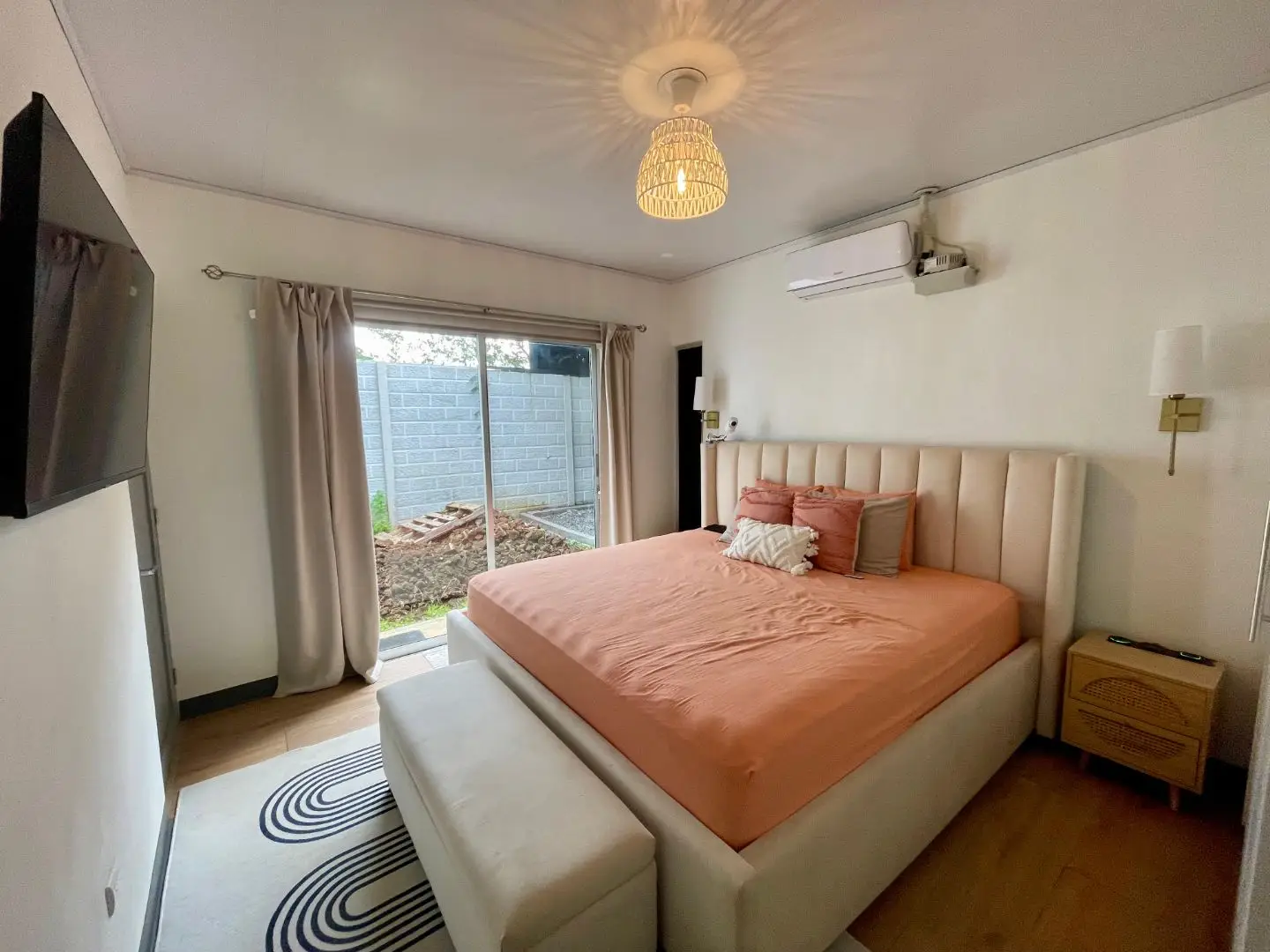 Modern Home in Grecia, Costa Rica - Cond. La Viña - image 13