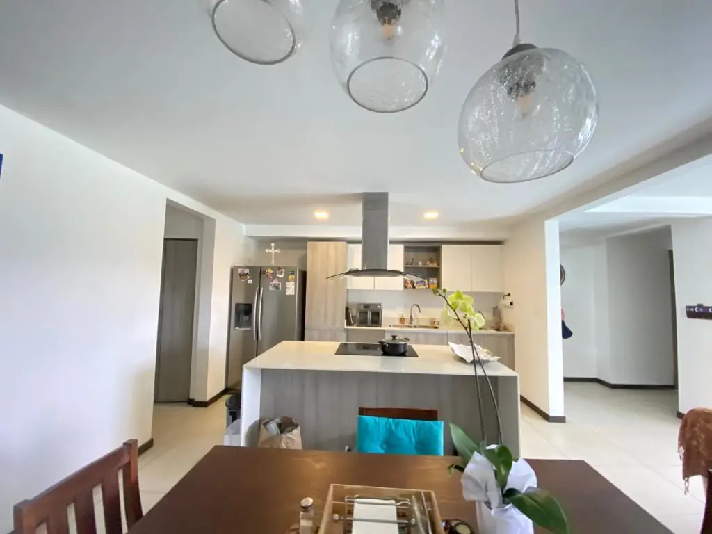 Rent / Cozy Apartament in Privé Condominium, San Antonio, Escazu, San Jose - image 9