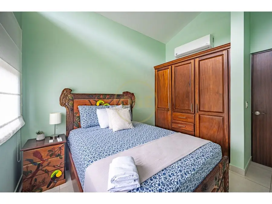 Modern 4-Bedroom House in Jacó: New Build with Spacious Living & Outdoor Oasis - image 14