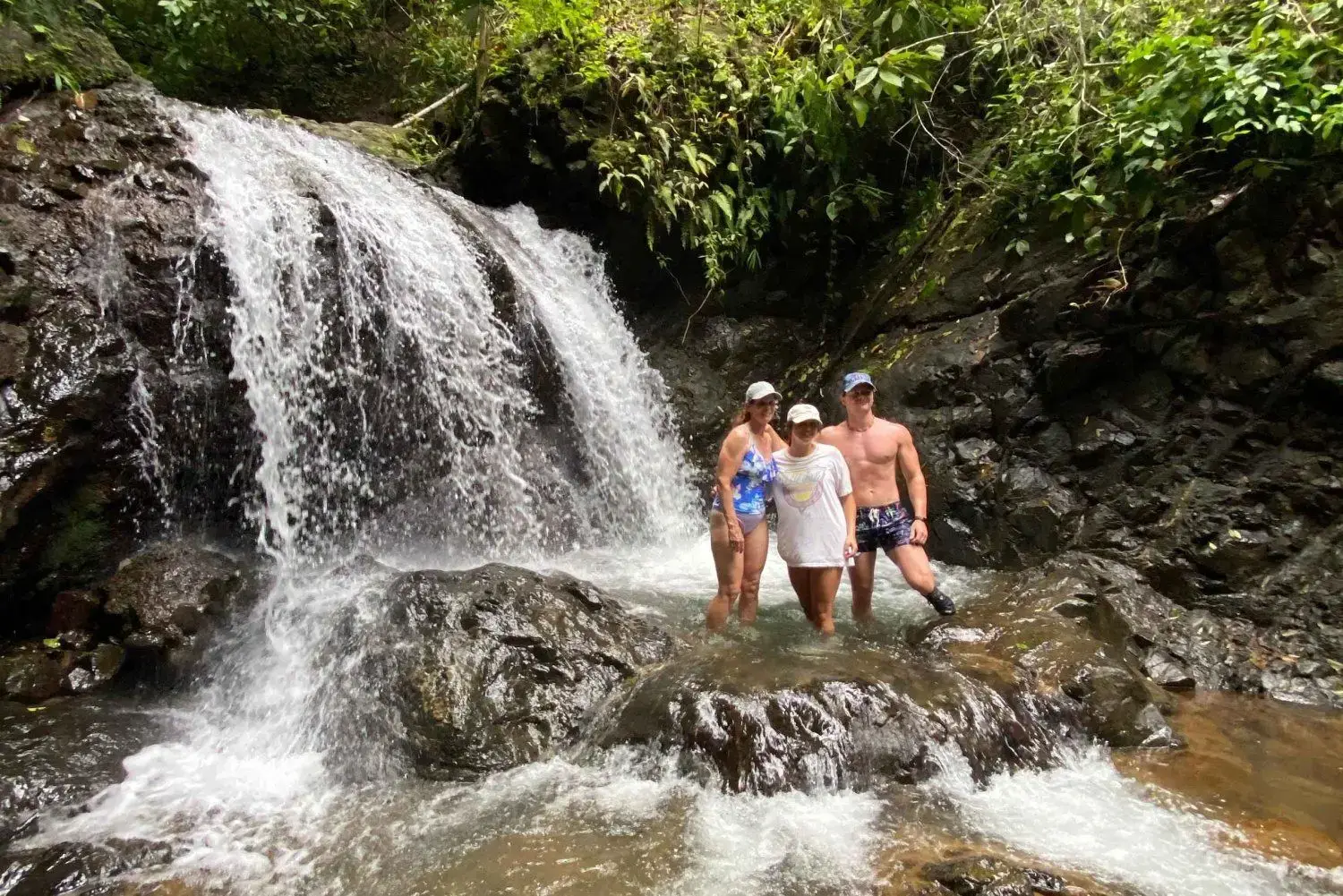 Strategically Located  Lot in Las Monas, Jacó – Near Beaches, Waterfalls & All Amenities - image 9