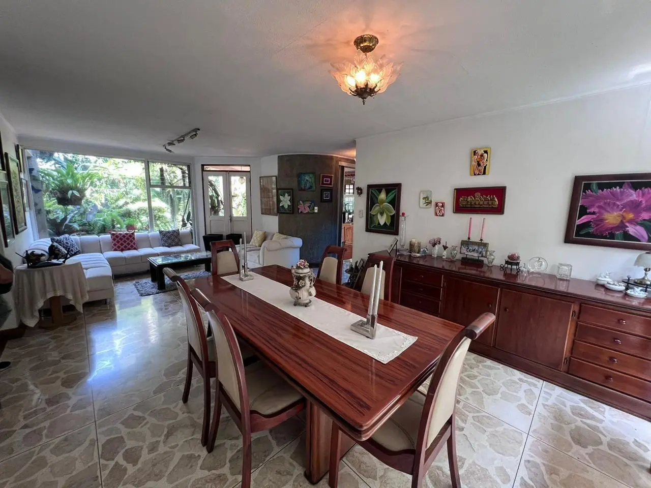 Spacious 5-Bedroom House in Rohrmoser, San José - image 10