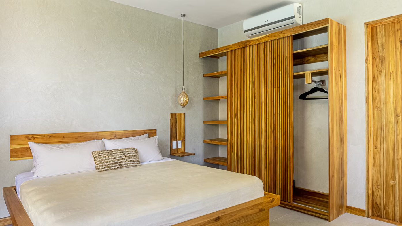 Luxury Oceanview  3 bedroom Villa  - image 15