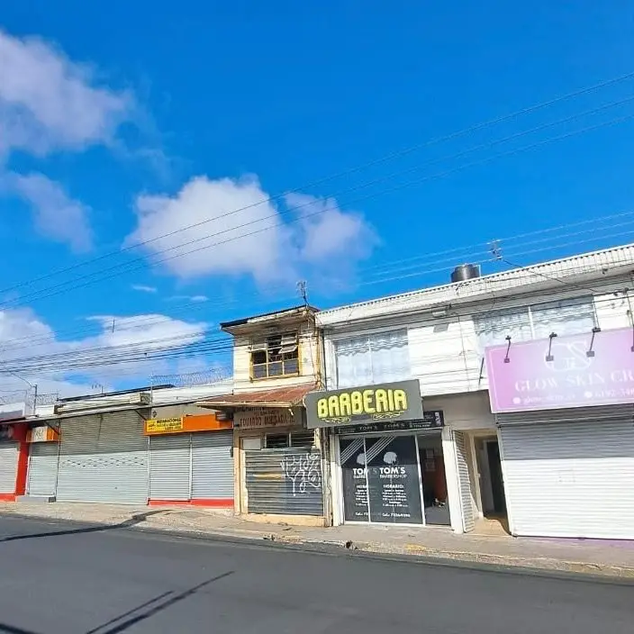 Commercial Property Opportunity in Downtown Cartago | Ideal for Commercial Development - image 5