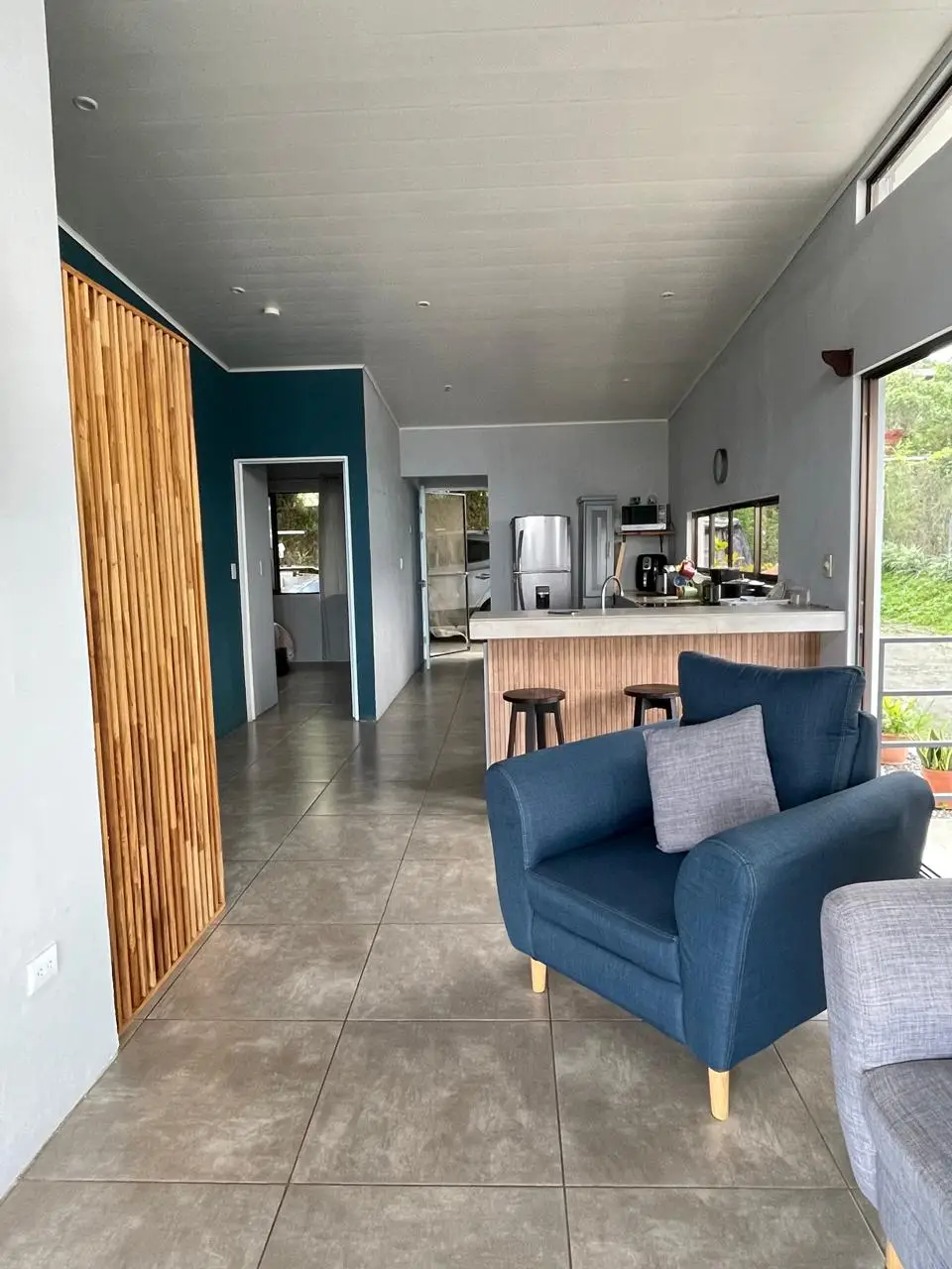 Charming 2-BR Modern Home in Naranjo with Stunning Views - image 6