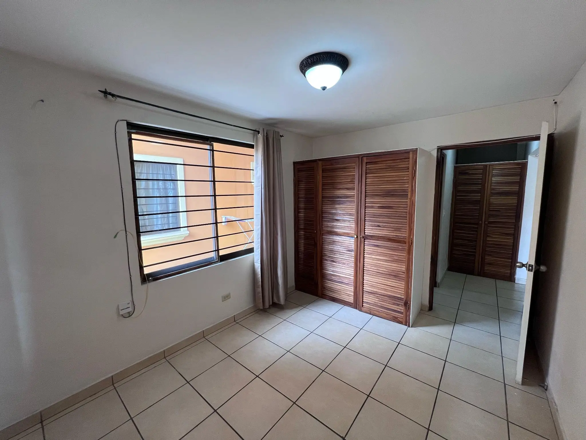Residential Apartment Building for Sale – San Antonio de Belén - image 12