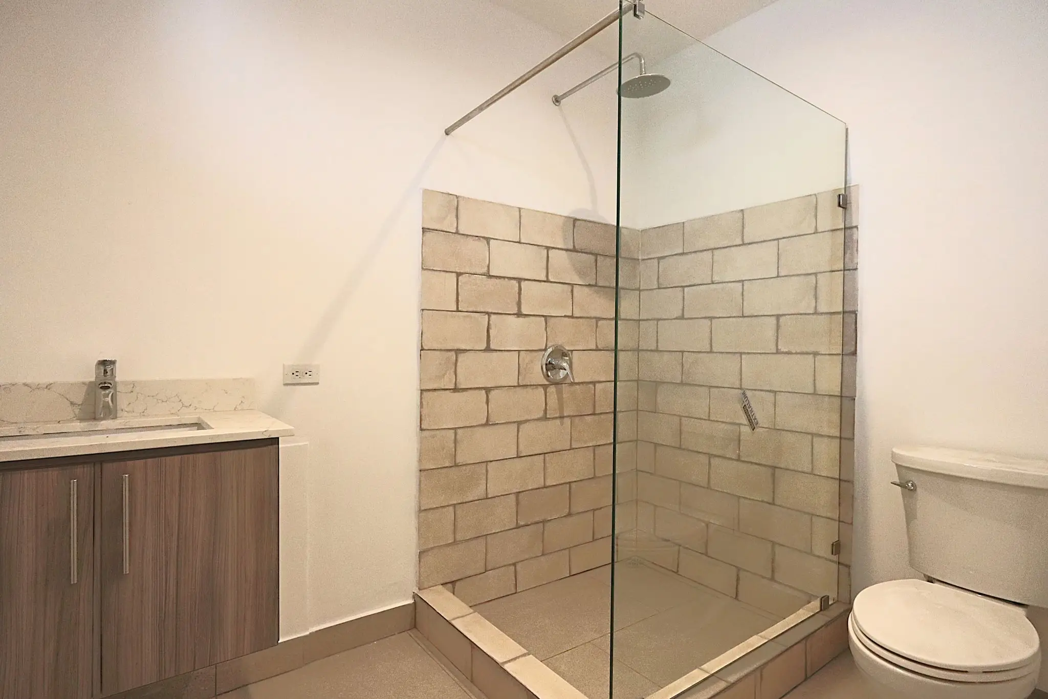 For Rent: New 1 and 2 bedroom Apartments in Escazu - image 14