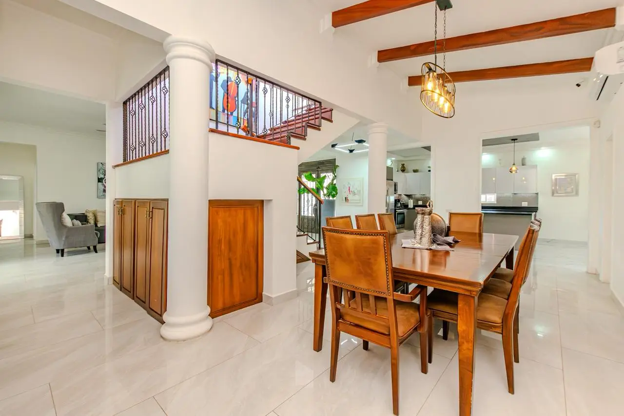 Exquisite Furnished 5-Bedroom Luxury Residence for Rent in Hacienda Los Reyes, La Guácima - image 9