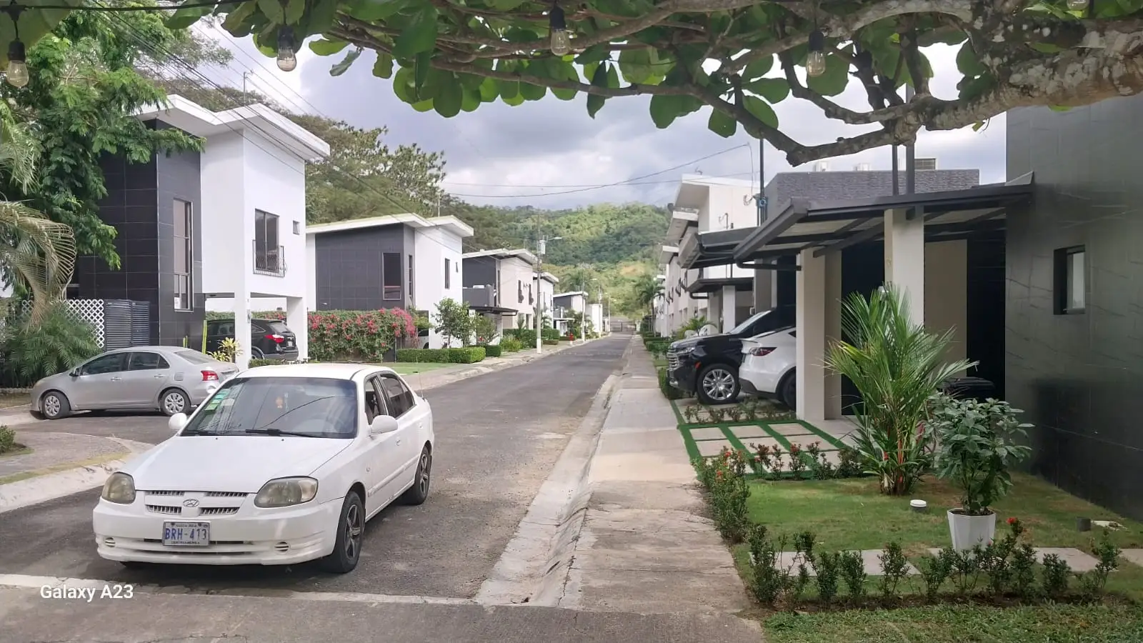 Prime 131sqm Lot in Hacienda Verde Jacó Gated Community, Jacó, Costa Rica - image 14