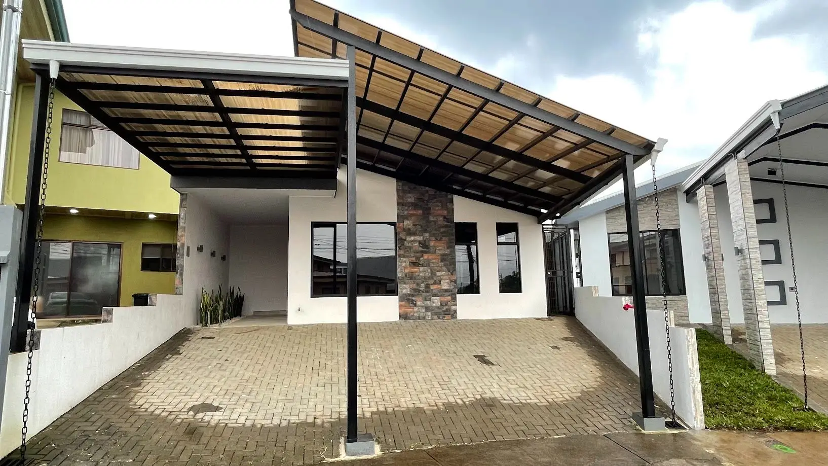 HOUSE FOR SALE IN SAN RAMON, ALAJUELA  - image 2