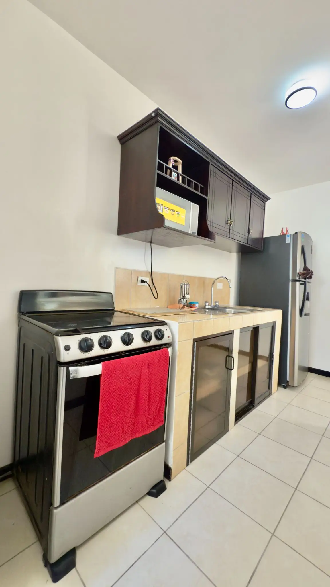 Inviting 3-Bedroom Home in Gated Herradura Community with Resort-Style Amenities - image 8