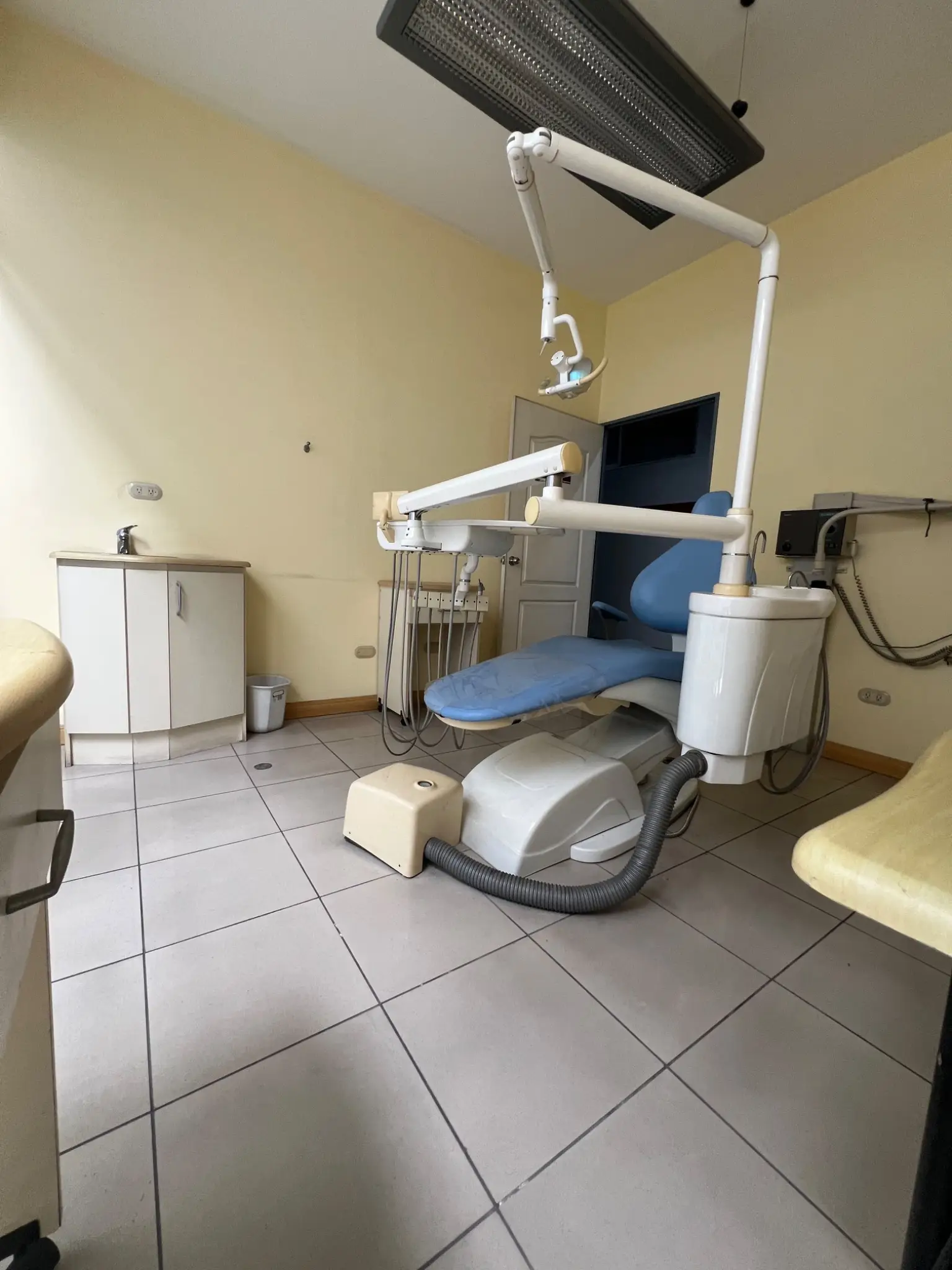 San José Commercial Building: Turnkey Medical & Dental Clinic - image 7