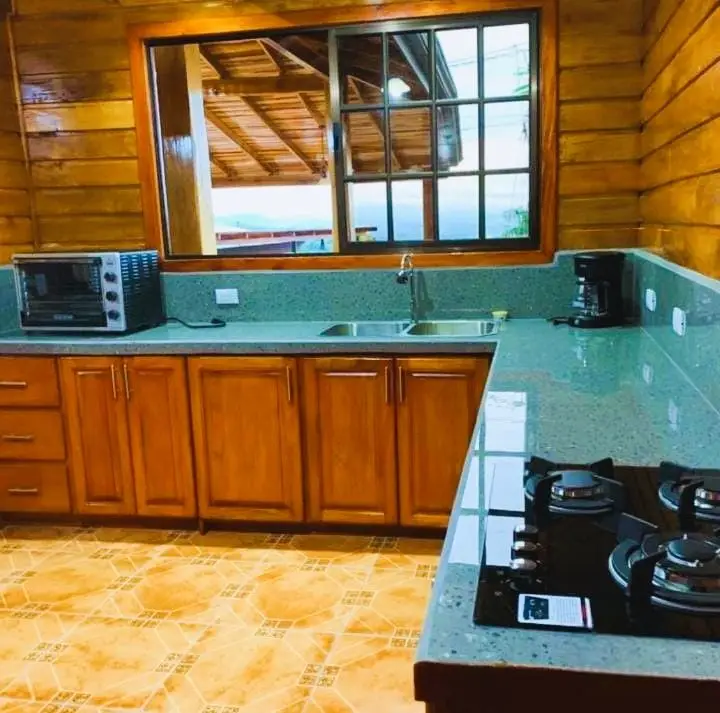 LOT FOR SALE WITH TWO HOUSES IN ATENAS, ALAJUELA - image 13