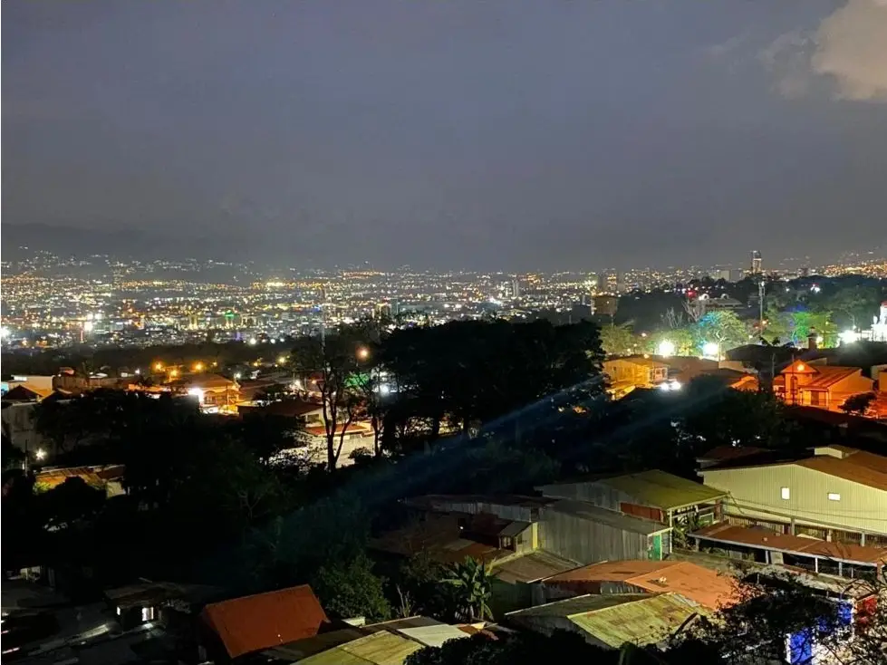 Amazing Penthouse in Escazu with city views - image 15