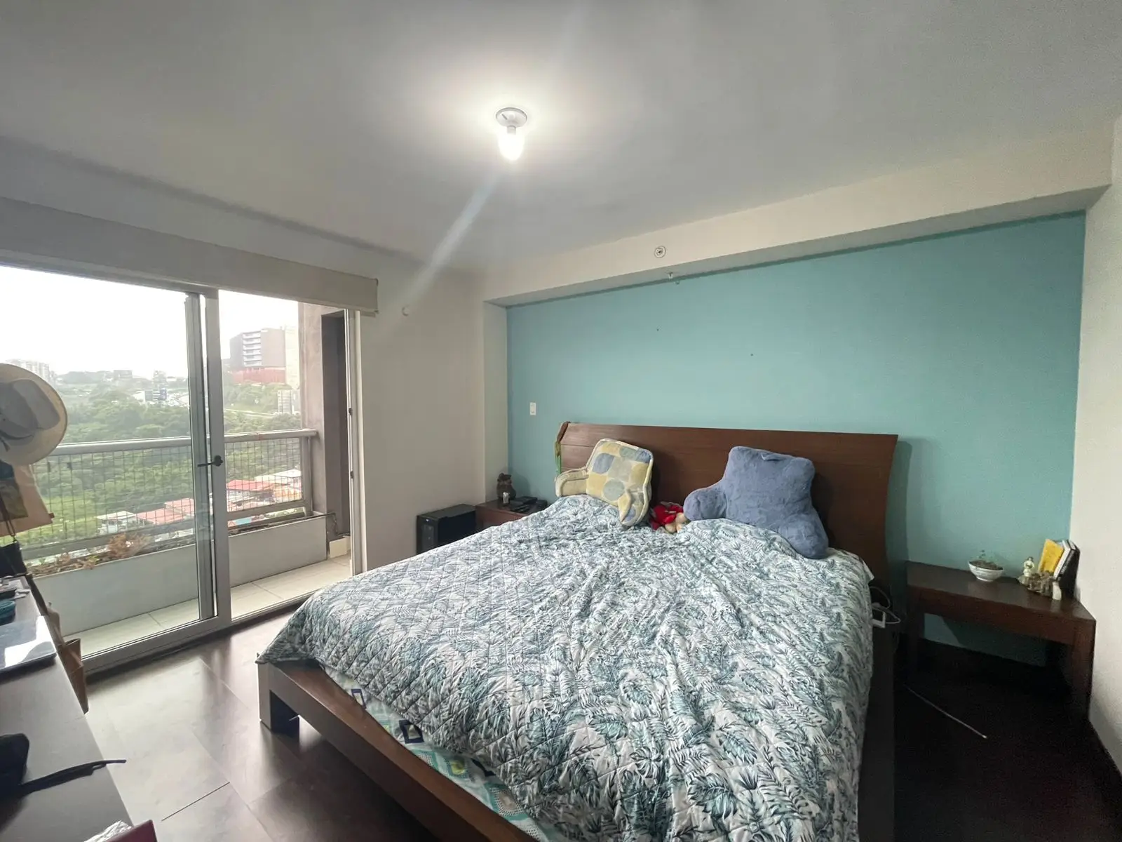 Modern 2-Bedroom Condo in La Uruca - image 9