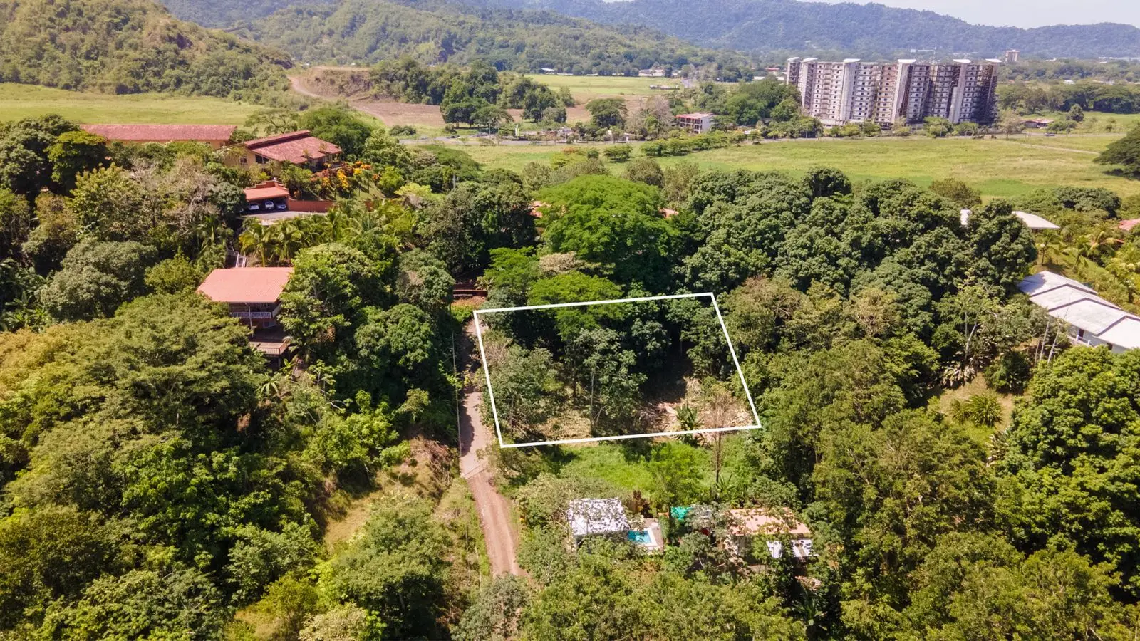 Beautiful lot of land in Playa Jaco - image 8