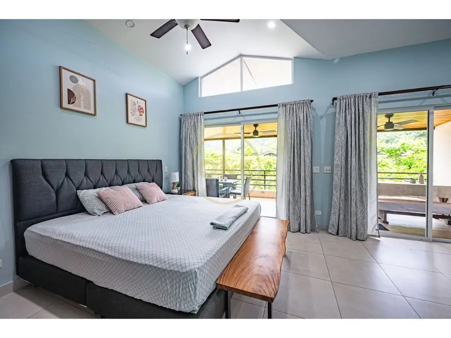 Modern 4-Bedroom House in Jacó: New Build with Spacious Living & Outdoor Oasis - image 15