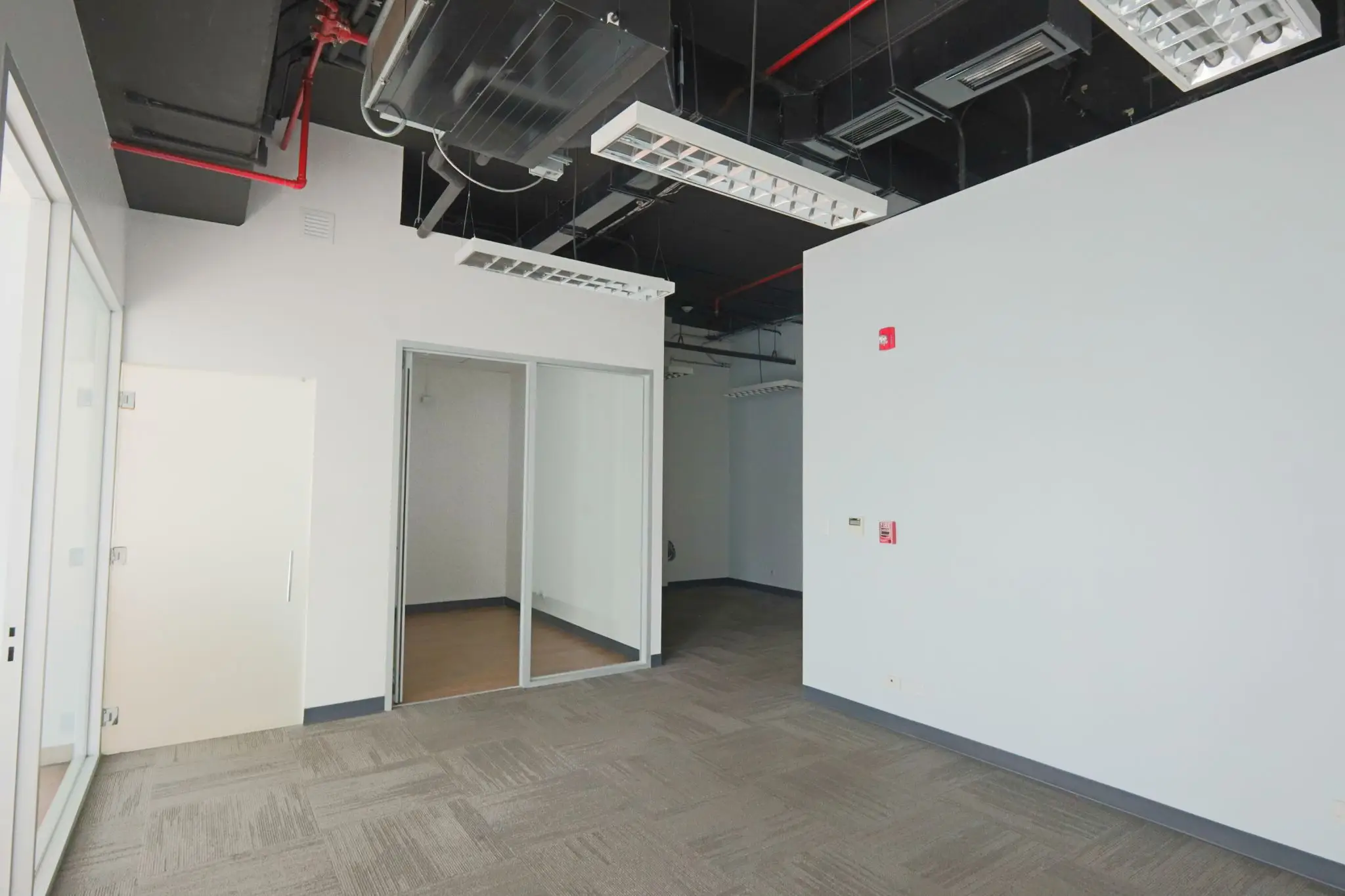 Oficina en Venta o Alquiler – Edificio Corporativo A+, Santa Ana - image 10