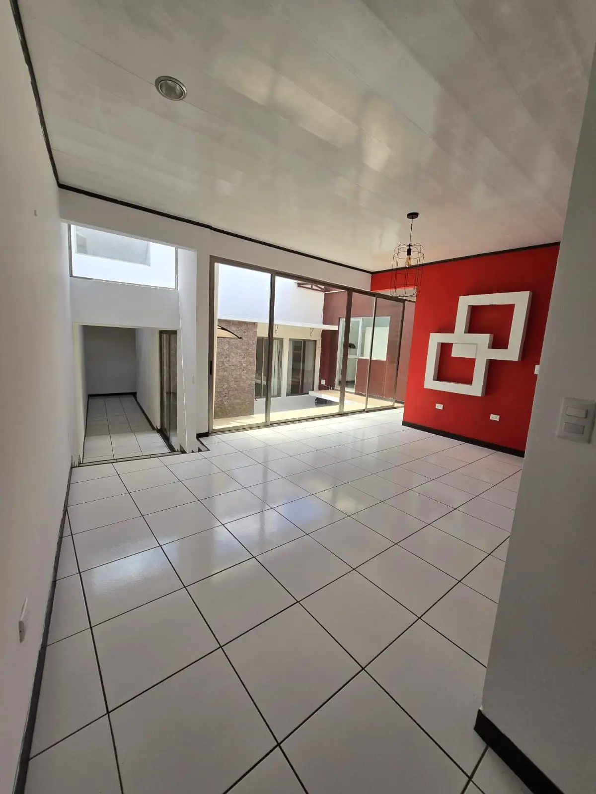 Charming House in Poás with Mountain Views - Perfect Family Home! - image 3